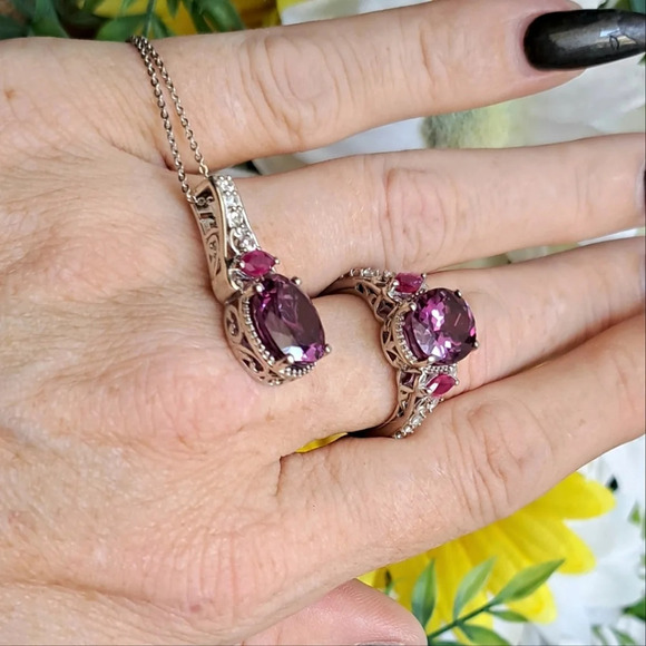 Color Change Sapphire & Natural Ruby Ring & Necklace Set. - Picture 3 of 9